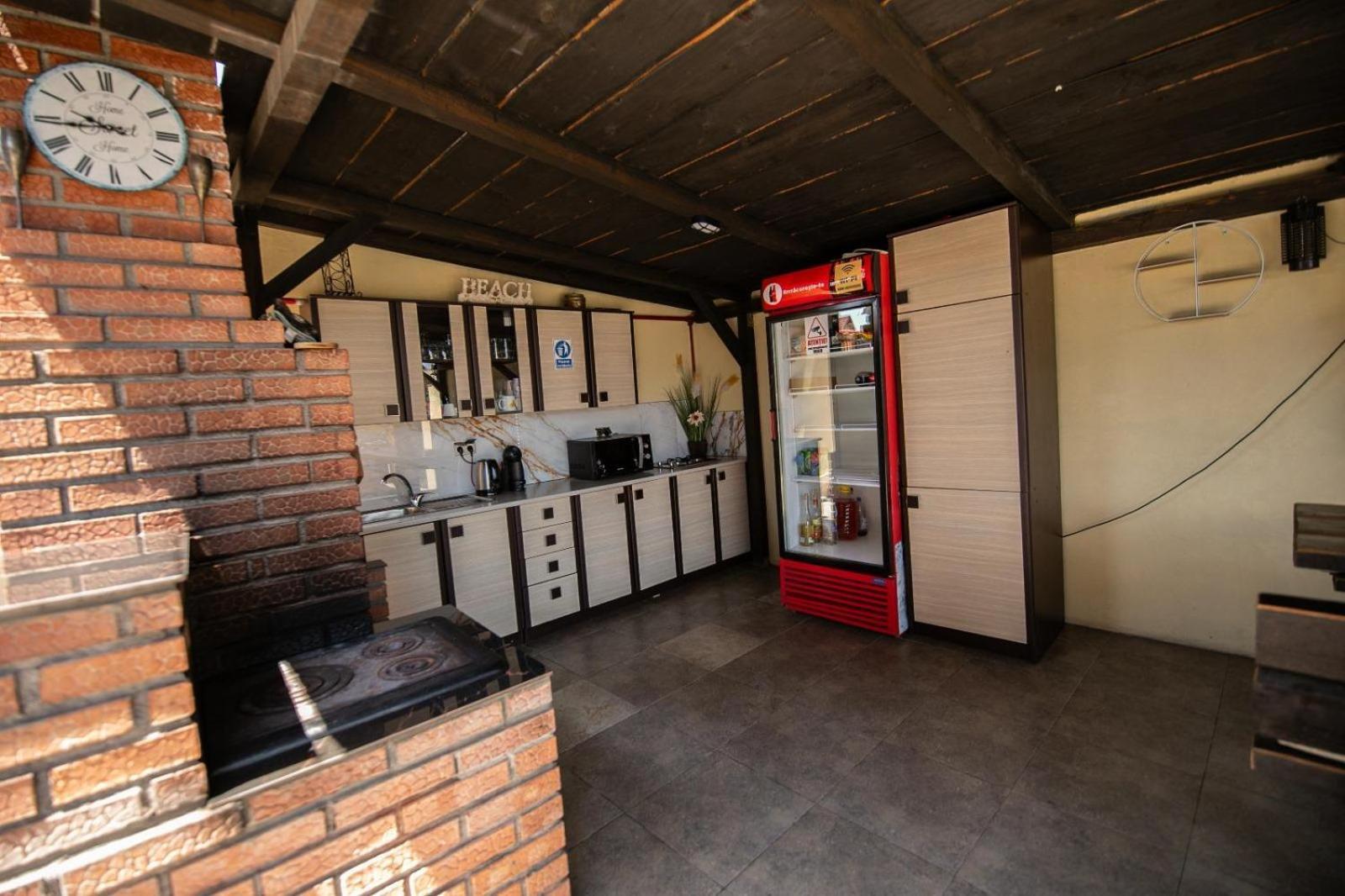 מלון Două Mai Casa Jessi מראה חיצוני תמונה